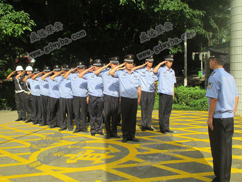 保安察覺不對(duì)，民警迅速出動(dòng)！3人落網(wǎng)