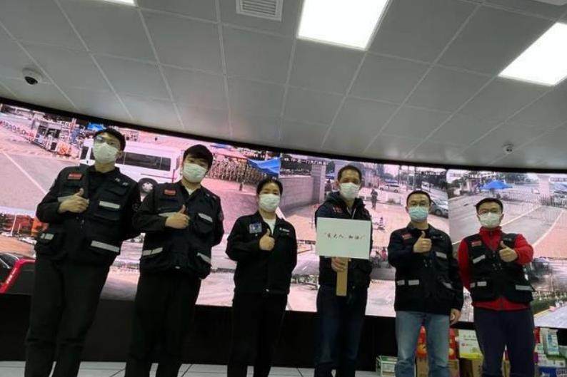 上海29歲保安成功考上985大學(xué)，前途不可限量，令人羨慕又敬佩